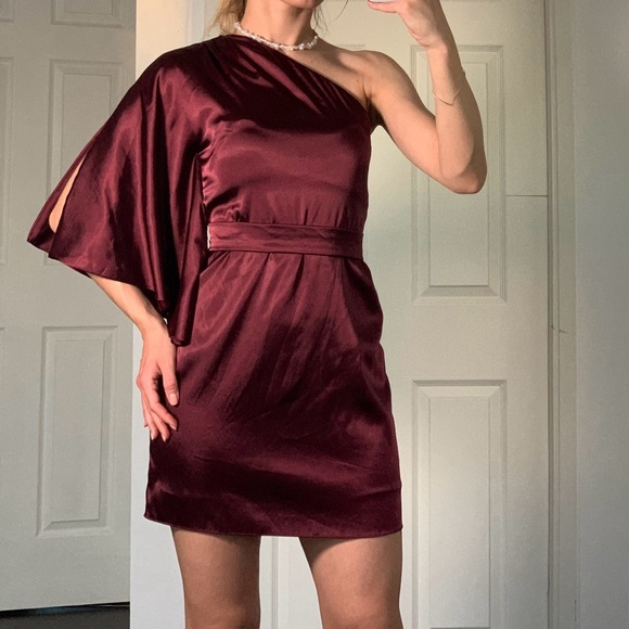 Social Bridesmaids Dresses & Skirts - Social Bridesmaids Burgundy One-Shoulder Dress - Size 4